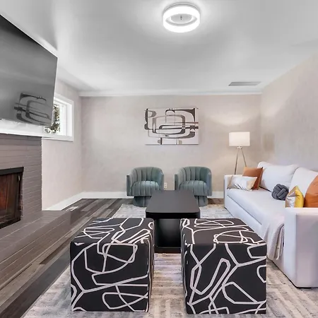 10Min To Expo - Family-Friendly With Office & Playroom